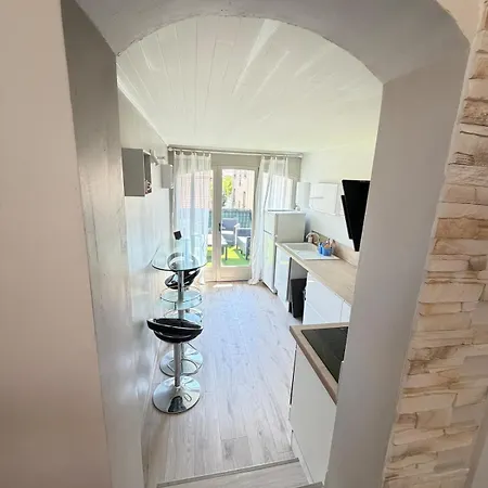 Ferienhaus Maison Climatisee Confort Au Pied De